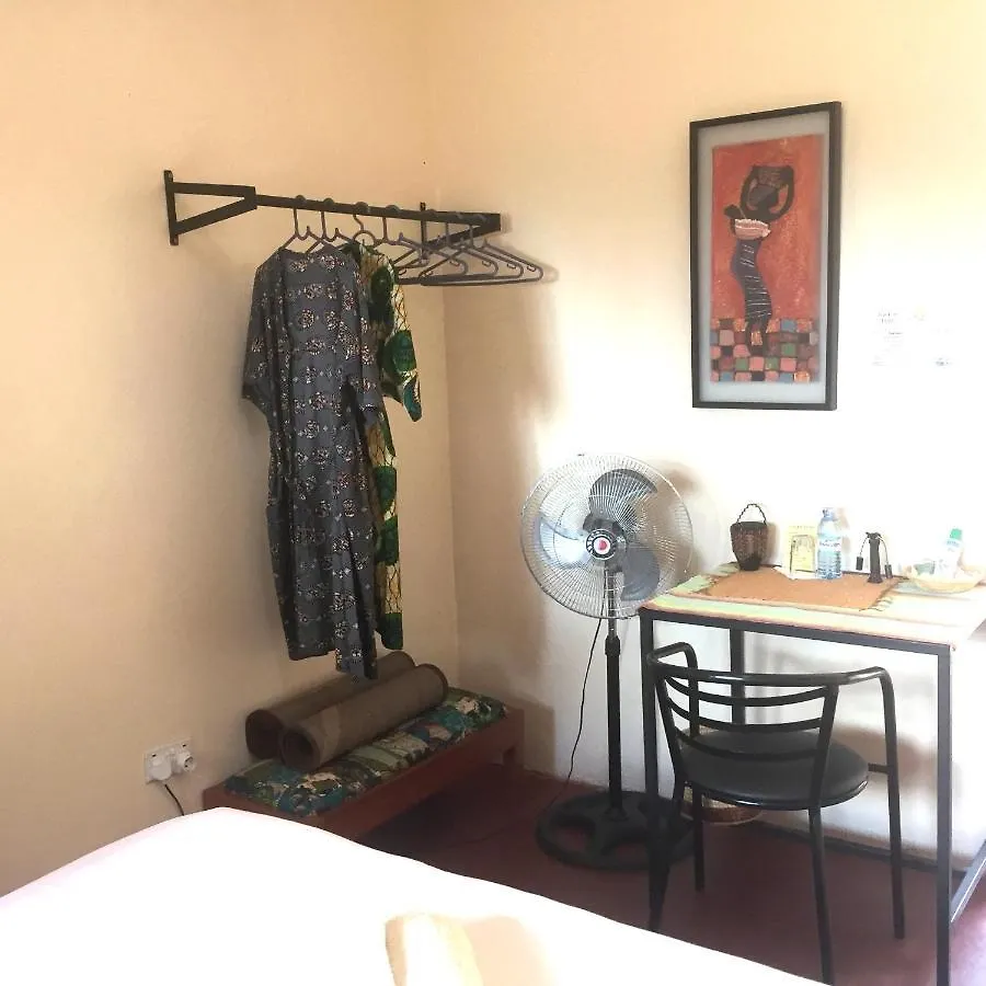 *** Guest house Carpe Diem Guesthouse Entebbe Uganda