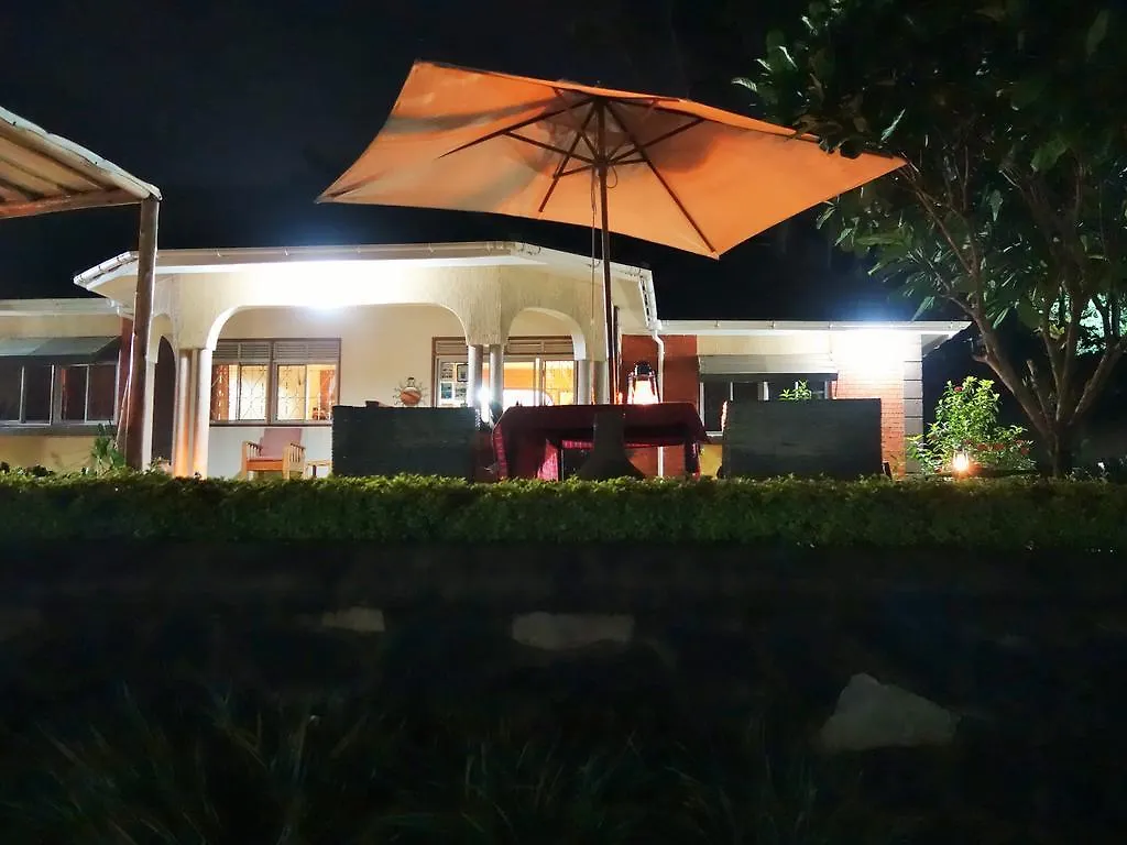 Carpe Diem Guesthouse Entebbe 3*,