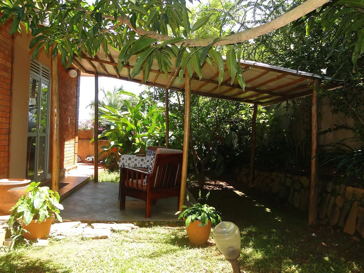 *** Guest house Carpe Diem Guesthouse Entebbe Uganda