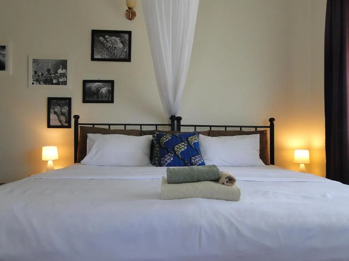 *** Guest house Carpe Diem Guesthouse Entebbe Uganda
